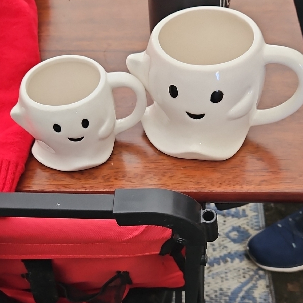 Ghost-Shaped White Mugs Set